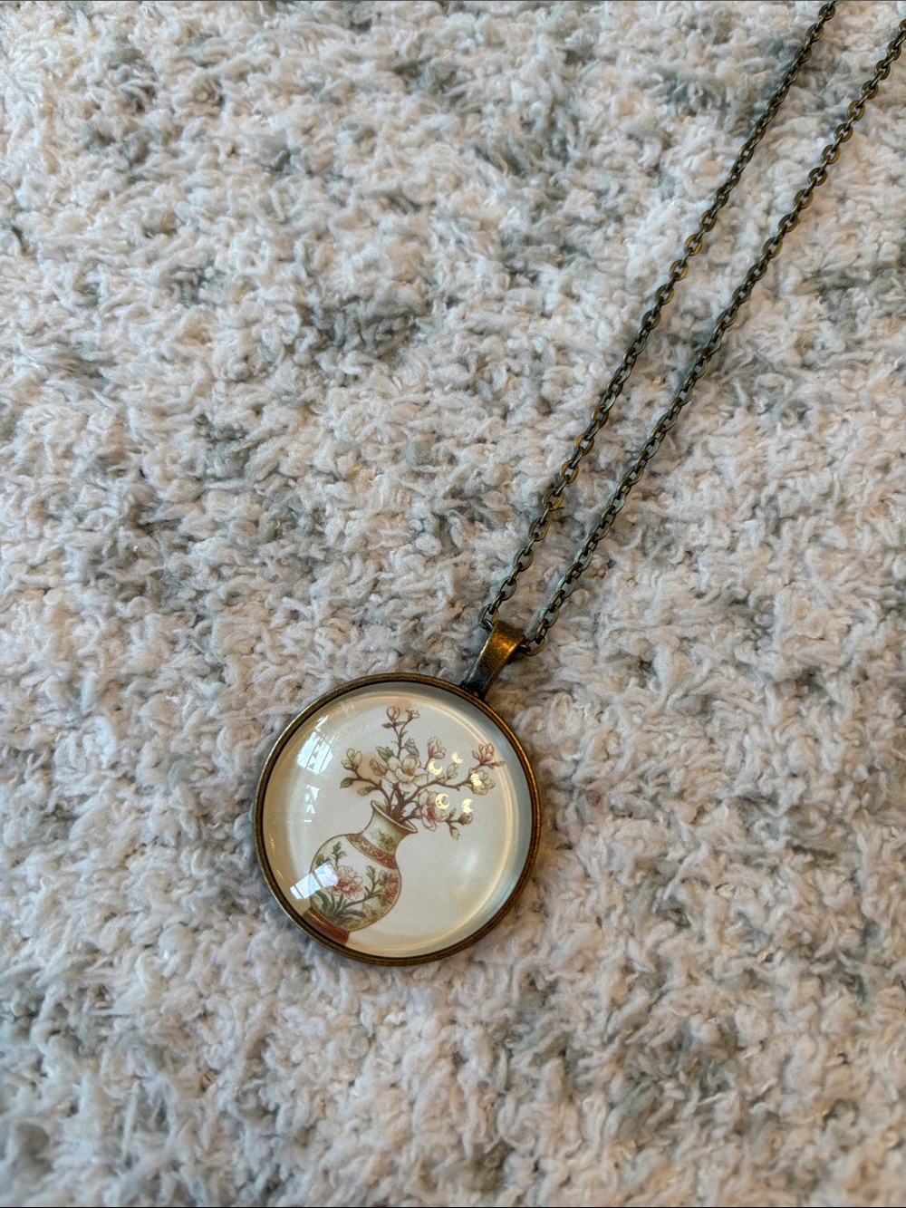Antiqued Brass Glass Cabachon Pendant Necklace w Floral Vase & Flowers NWT 20”